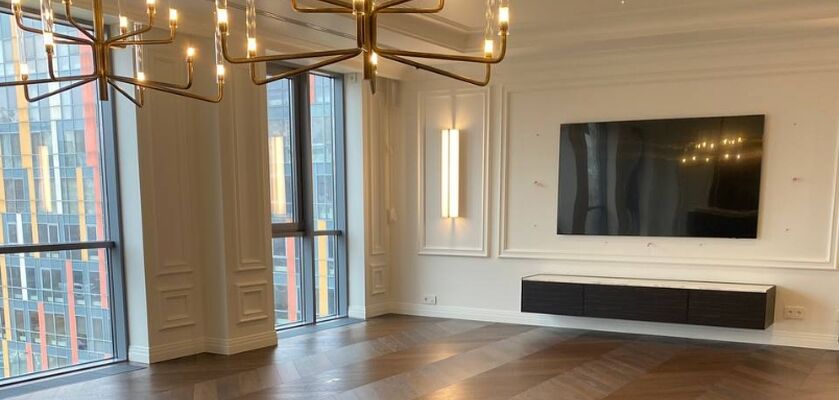 L'Héritage Project: Custom Extra-Wide Chevron Oak Flooring